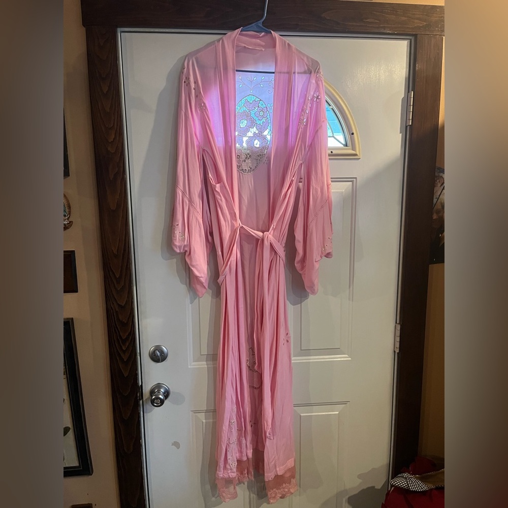 Spell and the Gypsy pink Bonita kimono & Spell Posy bikini - Picture 3 of 6